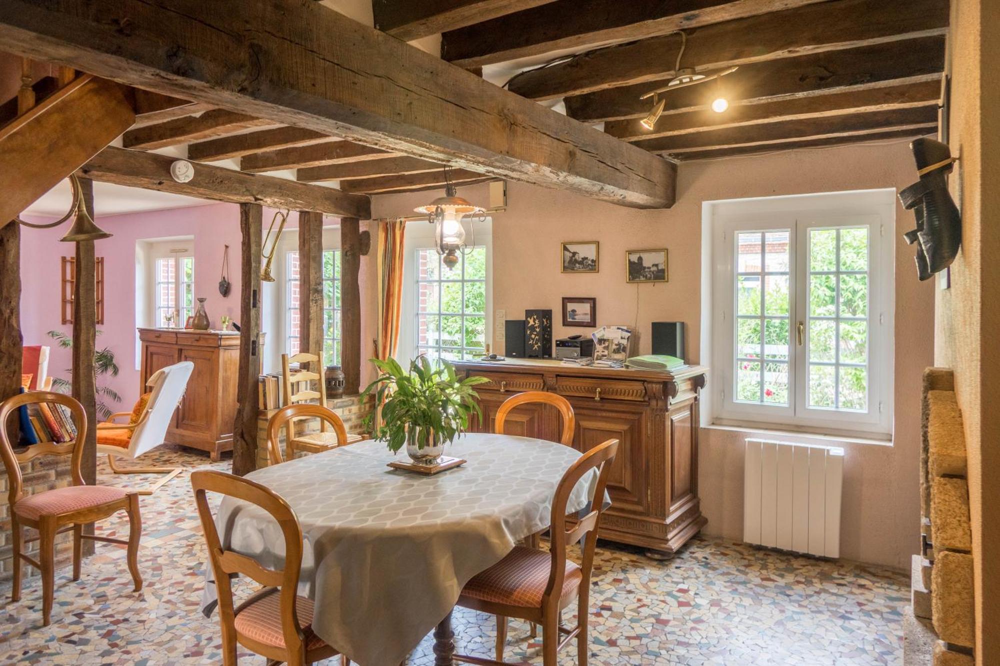 Chantilly table hote et petit déjeuner possible Noyers  Exterior foto
